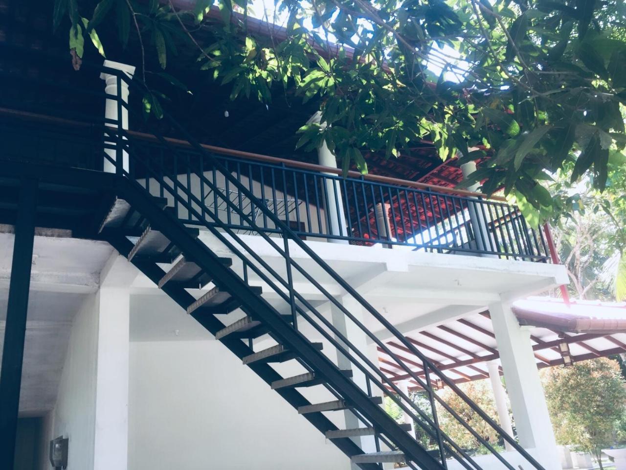 Casa Blanca Hotel Ahangama Kültér fotó