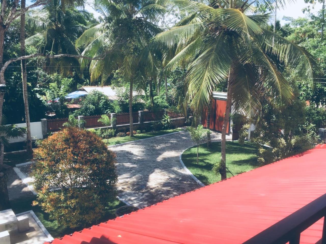 Casa Blanca Hotel Ahangama Kültér fotó